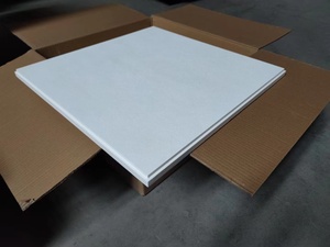 Tuiles <span class=keywords><strong>de</strong></span> plafond acoustiques modernes en <span class=keywords><strong>laine</strong></span> <span class=keywords><strong>de</strong></span> <span class=keywords><strong>verre</strong></span> carrée, ignifuges, en fibre <span class=keywords><strong>de</strong></span> <span class=keywords><strong>verre</strong></span>, ISO 9001:2008, isolation thermique avec boîte en carton - Product Image 6