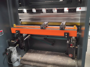 Karbon çelik için hidrolik makas pres Bender yeni kullanılmış Motor rulman oluşturan küçük sac için CNC tel bükme makinesi - Product Image 2