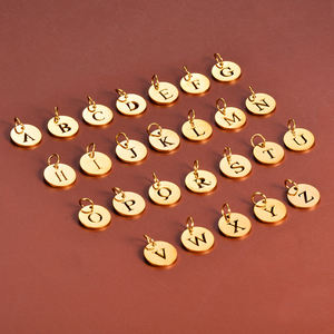 批发抛光不锈钢26字母时尚饰品配件防水挂件狗牌带标志 - Product Image 4