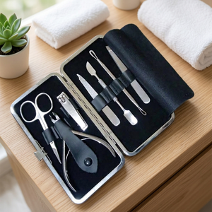 Kit de manucure professionnel en acier inoxydable écologique ASAP avec coupe-ongles 7-en-1, ensemble personnalisable de 7 outils de soin des ongles - Product Image 1