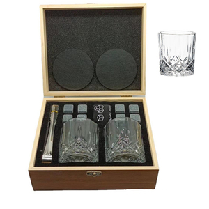 Juego de <span class=keywords><strong>regalo</strong></span> de whisky con caja de madera <span class=keywords><strong>para</strong></span> hombre, Set de 2 y 8 unidades de Whiskey enfriador de granito con caja de madera <span class=keywords><strong>para</strong></span> <span class=keywords><strong>regalo</strong></span> de <span class=keywords><strong>cumpleaños</strong></span> - Product Image 3
