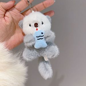 Lindo llavero de peluche de nutria con pez, juguete suave, regalo para niños, decoración de fiesta, 1053 cm, unisex, relleno de fibra de algodón - Product Image 3