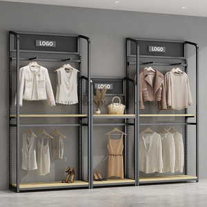 Espositore in Metallo Regolabile per Negozio di Abbigliamento Intimo e Reggiseni con Logo - Design per Boutique - Product Image 3