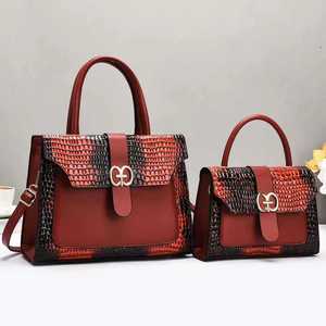 Conjunto de Bolsos de Dos Piezas para Madre e Hija An Ru Shi, Textura de Cocodrilo Negro, Bolso Bandolera de Hombro, Tamaño Mediano, Uso Diario - Product Image 2