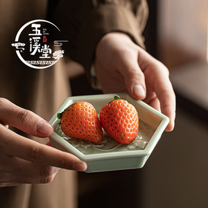 Plato Hexagonal Pequeño de Porcelana Wu Yi Tang con Diseño de Peonía para Servir Bocadillos en Bodas o para Exhibición - Product Image 4