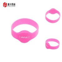 Pulsera RFID de Silicona Ecológica Pasiva de 13.56mhz con Logotipo Personalizado, Regrabable, para Entradas de Conciertos