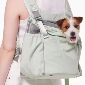 Muestra gratuita de bolsa de transporte para perros, ideal para excursiones al aire libre. - Product Image 1