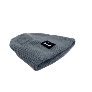 Vente en gros <span class=keywords><strong>Bonnet</strong></span> d'hiver en <span class=keywords><strong>cachemire</strong></span> personnalisé pour hommes <span class=keywords><strong>Bonnet</strong></span> en tricot côtelé Mode Hiver Bonnets en laine - Product Image 5