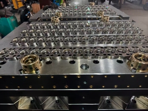 <span class=keywords><strong>PVC</strong></span> Série PPR Encaixe De Tubulação Fazendo Máquina De Injeção Preform Servo Motor Máquina De Moldagem Por Injeção - Product Image 6
