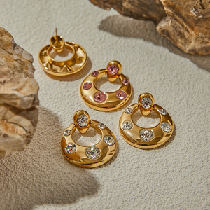 Pendientes de Aro de Acero Inoxidable con Oro de 18K y Circonitas, Diseño Geométrico Estilo Manija de Puerta, Joyería para Fiesta - Product Image 4