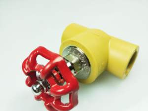 صمام كروي مقاوم للتسرب ودرجات الحرارة العالية لأنابيب المياه الساخنة والباردة المصنوعة من البولي بروبيلين - Product Image 3