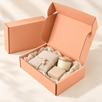 Boîte à pâtisserie personnalisée haut de gamme, écologique, en carton ondulé blanc, avec fermeture magnétique et rabats latéraux pour l'emballage de pâtisseries à emporter