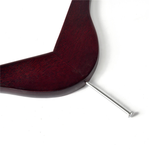 Vente chaude Cintres en bois massif personnalisés avec clip métallique rond <span class=keywords><strong>antivol</strong></span> pour hôtel - Product Image 5