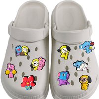Accessoires K-pop pour idoles : Breloques de chaussures DIY en PVC, écologiques, 7 designs animaux de dessin animé, pour chaussures perforées, pour filles