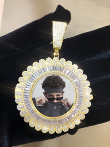 Colgante Redondo Personalizado con Foto, Diamante Moissanita, Collar con Imagen Personalizada, Plata de Ley 925, Joyería Hip Hop - Product Image 1
