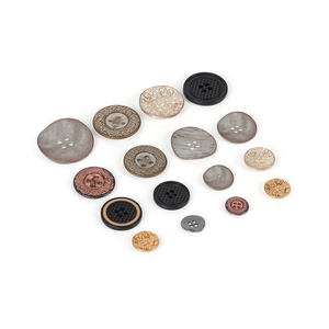 Boutons Métalliques Vintage Ronds à 4 Trous avec Logo en Relief, Sans Nickel, Forme Irrégulière, Boutons Décoratifs pour la Couture - Product Image 1