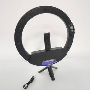 Anneau lumineux LED portable pour selfie, support de téléphone réglable pour diffusion en direct, 10W 5500K, design pliable, batterie intégrée - Product Image 3