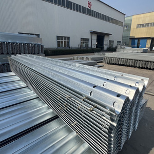 <span class=keywords><strong>Highway</strong></span> <span class=keywords><strong>Guardrail</strong></span> Durable de alta calidad de metal de doble haz de reflectores de fábrica al por mayor de seguridad vial mejorada anticorrosión - Product Image 5