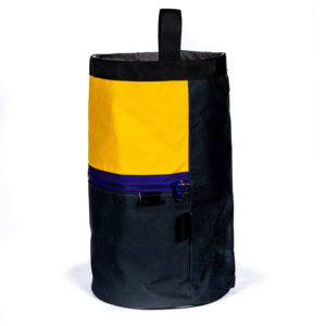 New Design Bouldering Gym <b>Chalk</b> Bag With Adjustable Hook Closure Phone Key Card Pocket for Rock Climbing - Product Image 5