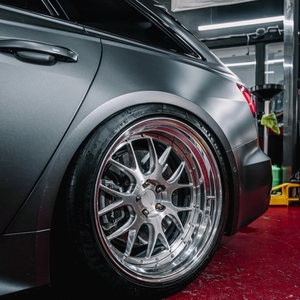 Jantes forgées SHIN LMR 2 pièces, finition brossée, lèvres polies, 18, 19, 20, 21 <span class=keywords><strong>pouces</strong></span>, pour <span class=keywords><strong>Audi</strong></span> <span class=keywords><strong>A3</strong></span>/A4/A5/A6/Q5/TT RS5 RS6 - Product Image 1