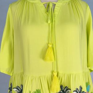 Vestido Midi Elegante para Mujer, Diseño Personalizado, Bordado, con Volantes y Smocking - Product Image 3