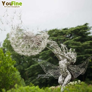 Sculpture de fée en fil métallique en acier inoxydable abstrait moderne grandeur nature - Product Image 3