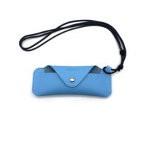 Étui à lunettes avec clip ceinture en cuir solide pochette à lunettes femmes esthétique doux lunettes sac Portable suspendu cou