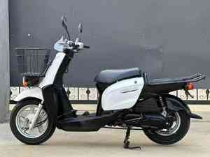 <span class=keywords><strong>Scooter</strong></span> sport <span class=keywords><strong>vintage</strong></span> <span class=keywords><strong>Yamaha</strong></span> GEAR50 japonais, moteur à quatre temps EFI, refroidissement par eau, trois soupapes, 50-100CC, 61-80km/h - Product Image 1