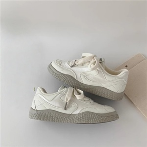 Chaussures de marche à lacets à semelle épaisse pour femmes, collection Automne-Printemps-Été-Hiver 2026, chaussures de skateboard personnalisées - Product Image 3