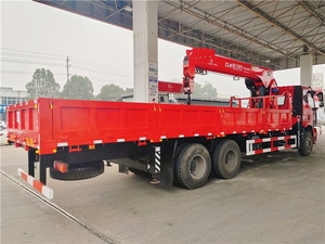 Camion-grue FAW 6x4 |   Cylindre hydraulique et boîte de vitesses Zoomlion fiables avec pompe et engrenage CLW pour une construction haute performance - Product Image 4