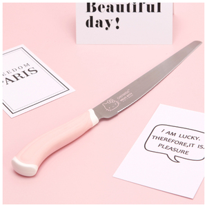 CHEFMADE KT7021 Cocina Hornear Promocional Cortador de cuchillo de pan de acero inoxidable dentado largo con mango de PP rosa - Product Image 3