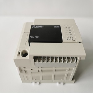 Contrôleur programmable Mitsubishi Electric FX3U-16M PLC 16 points I/O pour l'automatisation industrielle - Product Image 1