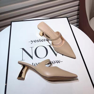 Escarpins à talons hauts pour femme, style féerique, bout pointu, talon fin, couleur nude, collection automne, modèle exclusif - Product Image 4