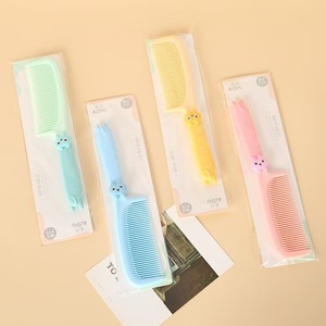 หวีพลาสติกลายการ์ตูน AISHU สีผสมเรืองแสง สำหรับดูแลเส้นผม ใช้ในบ้าน - Product Image 2
