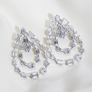 Boucles d'oreilles en or jaune 18 carats avec diamants de forme fantaisie Messi Jewelry MSE-849 pour femmes - Product Image 2
