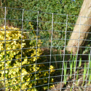 Paneles de Malla Metálica Soldada de Acero Galvanizado de Bajo Contenido de Carbono, Venta Directa de Fábrica GELE, Servicio de Corte y Doblado - Product Image 2