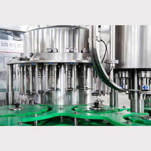 Remplisseuse automatique complète d'alcool pour la production de <span class=keywords><strong>vodka</strong></span> de petites bouteilles en verre au meilleur prix - Product Image 5