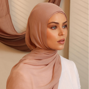 Hijab en coton modal de qualité supérieure avec pompon élégant imprimé long sous-capuchon pour un usage quotidien au printemps et en été pour les musulmans - Product Image 2