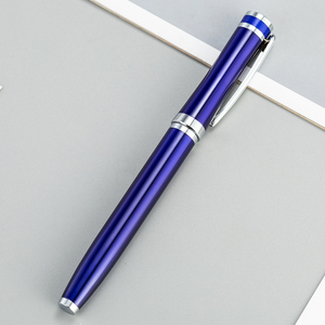 <span class=keywords><strong>Penna</strong></span> <span class=keywords><strong>a</strong></span> <span class=keywords><strong>Sfera</strong></span> Classica di Alta Gamma in Metallo Nero per Regali Aziendali con Ricarica <span class=keywords><strong>a</strong></span> <span class=keywords><strong>Sfera</strong></span> Gel Sottile, Inchiostro Impermeabile e <span class=keywords><strong>Punta</strong></span> <span class=keywords><strong>Fine</strong></span> - Product Image 4