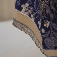 Châle Foulard Floral Réversible pour Femme, Grande Couverture Décontractée à Pompons, Idéal pour Voyage, Fête, Cérémonie, Hiver, Noël, Idée Cadeau pour le Royaume-Uni