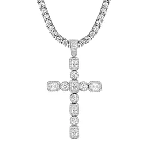 Großhandel Hip Hop-Halterung Icing zwei-Töne-Halo Kreuz Kruzifix 925 Silber Moissanit Diamant Mode Schmuck Halsketten