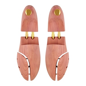 Más Vendido y OEM para Venta al por Menor Hormas para Zapatos de Cedro Desodorizantes 2025 Blancas con Logotipo de Madera Personalizado - Product Image 1