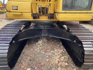 Pelleteuse sur chenilles Komatsu PC200 d'occasion - Product Image 3