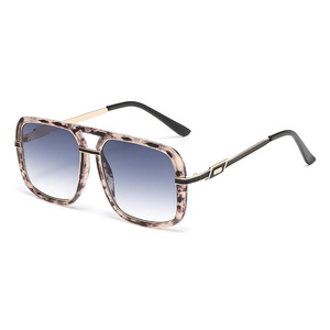 Gafas de Sol Vintage de Lujo con Marco Metálico Cuadrado, Diseño de Marca, Logotipo Personalizado, <span class=keywords><strong>Moda</strong></span> Vintage, Novedad 2026, Venta al Por Mayor - Product Image 4