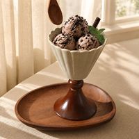 Cawan Es Krim Keramik Beralur dengan Alas Kayu Solid, Mangkuk Dessert Berlekuk 150ml, Set Penyaji Parfait Vintage