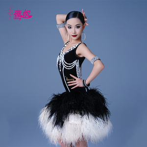 Robe de compétition de <span class=keywords><strong>danse</strong></span> latine Vennystyle, nouvelle, à plumes, costume professionnel pour adultes, jupe en diamant, spandex/coton, rumba, cha-cha, samba - Product Image 2