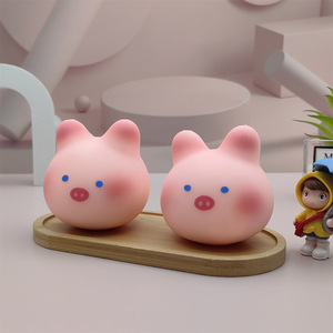 ของเล่นบีบหมูซากุระสุดฮิต แบบเดียวกับคนดัง น่ารัก แกะสลักอย่างดี บรรเทาความเครียด - Product Image 4
