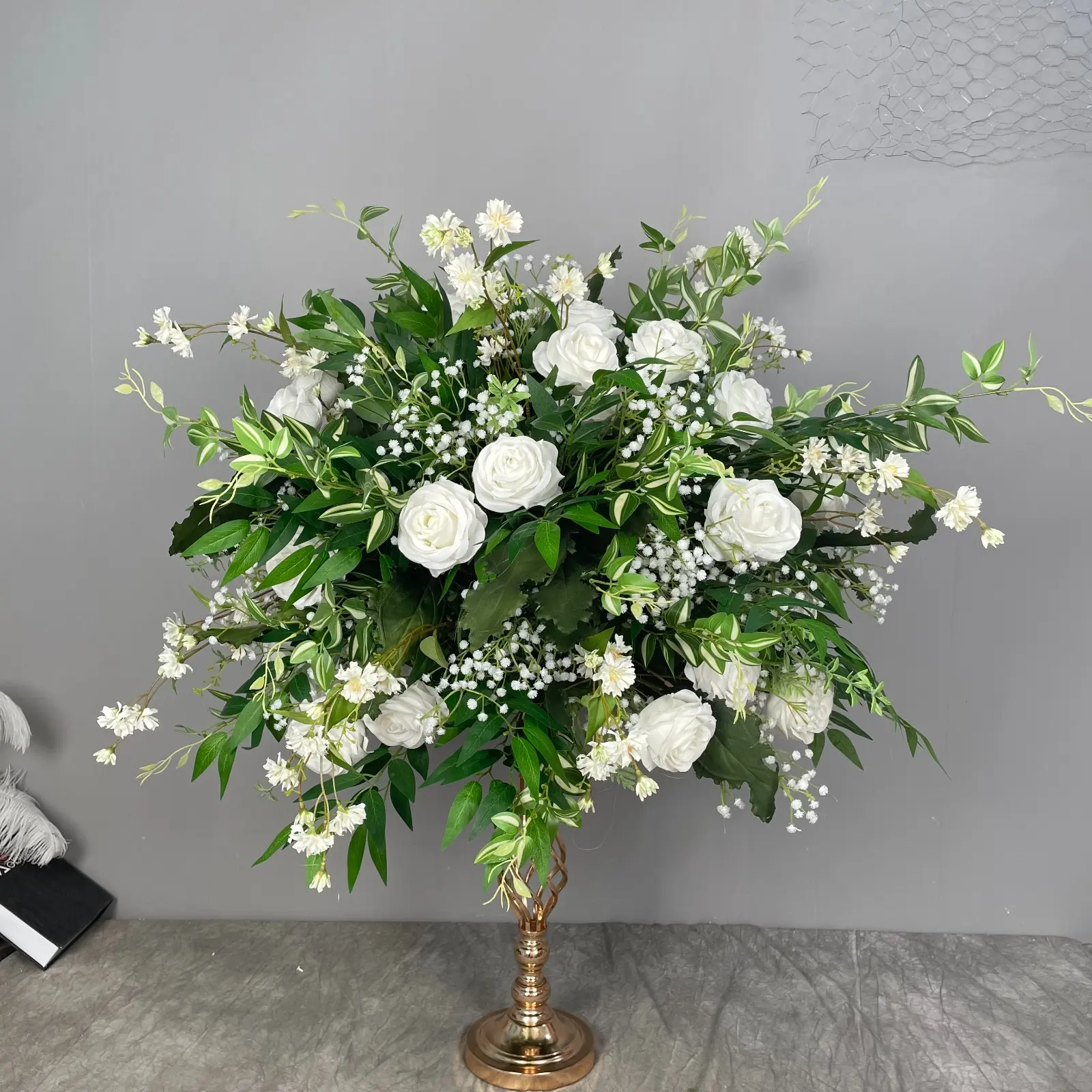 Fabricant de boules de fleurs DKB vente directe de boules de roses blanches de 50cm centres de table de mariage