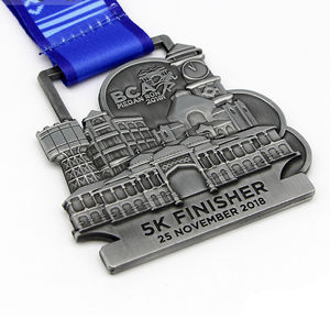 Medalla de Premio 3D Personalizada de Aleación de Zinc para Corredores de Maratón y Carreras de 5K - Product Image 1
