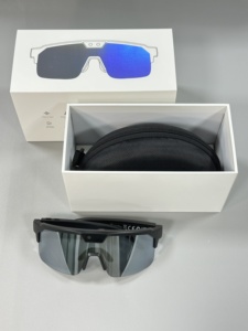 Lunettes IA Q01 Argent Dégradé avec Caméra 8MP, Bluetooth 5.3, Wi-Fi, Assistant Vocal IA, Traduction et Réduction de Bruit Double Micro - Product Image 4
